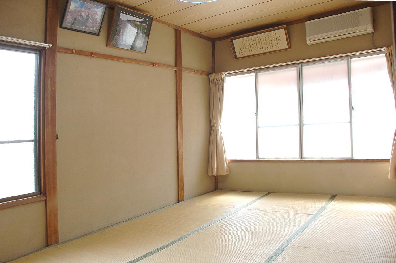 Minshuku Isaburo Bed & Breakfast Shimoda  Exterior photo